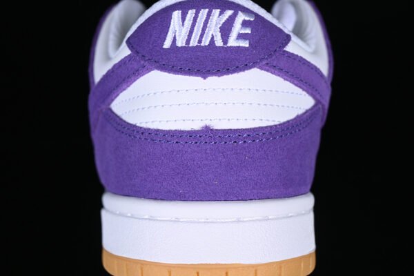 DUNK LOW SB COURT PURPLE_COURT PURPLE_WHITE_GUM LIGHT BROWN