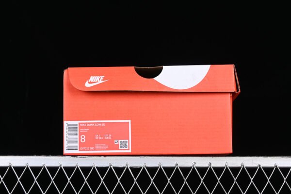 DUNK LOW MICA GREEN_SAIL_PHOTON DUST