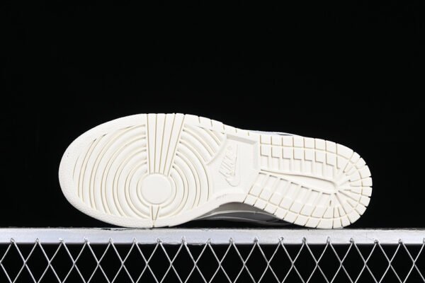 DUNK LOW MICA GREEN_SAIL_PHOTON DUST
