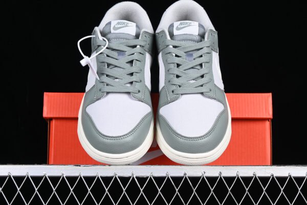 DUNK LOW MICA GREEN_SAIL_PHOTON DUST