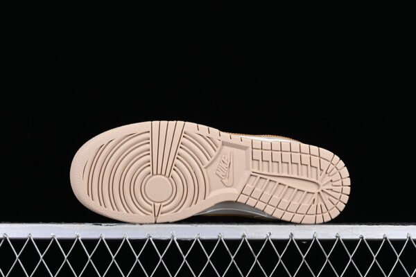 DUNK LOW GOLD SWOOSH PHANTOM_METALLIC GOLD_SANDDRIFT_SAIL