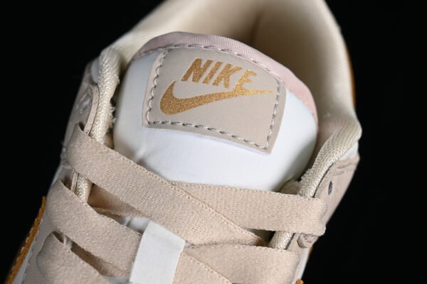 DUNK LOW GOLD SWOOSH PHANTOM_METALLIC GOLD_SANDDRIFT_SAIL