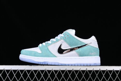 APRIL SKATEBOARDS X DUNK LOW SB TURBO GREEN_METALLIC SILVER_TURBO GREEN