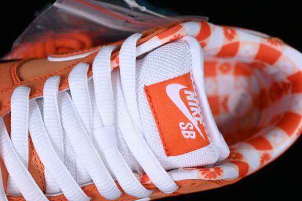 CONCEPTS X SB DUNK LOW ORANGE LOBSTER ORANGE_WHITE_BLACK
