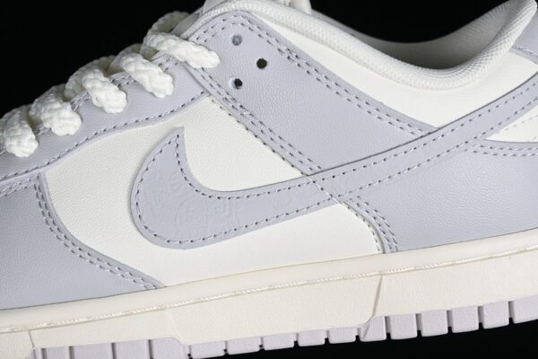DUNK LOW NEEDLEWORK SAIL_TAWNY_METALLIC SILVER_PHOTON DUST