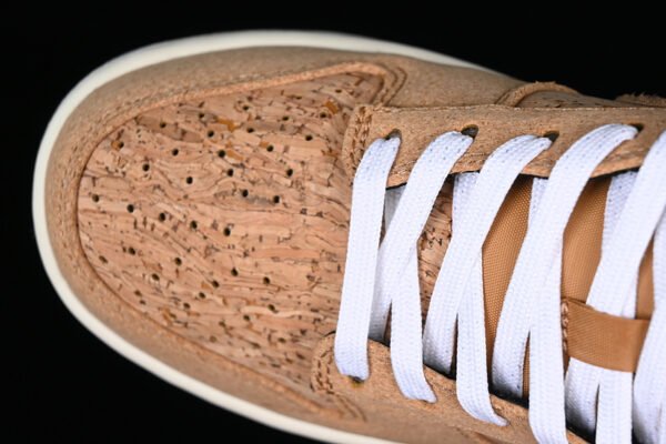 CLOT X DUNK LOW SP CORK NATURAL_FLAX_COCONUT MILK_BAROQUE BROWN