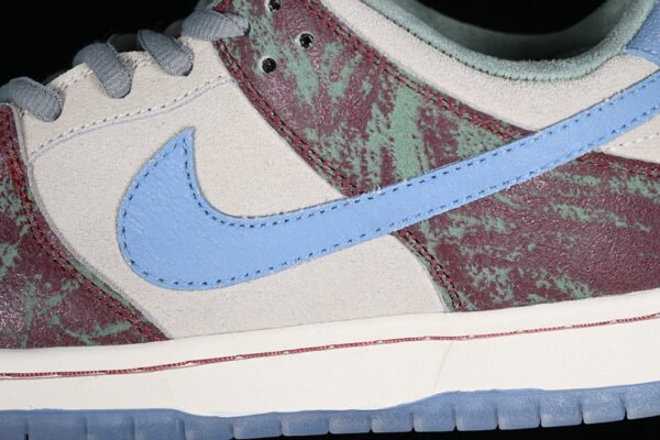CRENSHAW SKATE CLUB X DUNK LOW SB SAIL_LIGHT BLUE_CEDAR