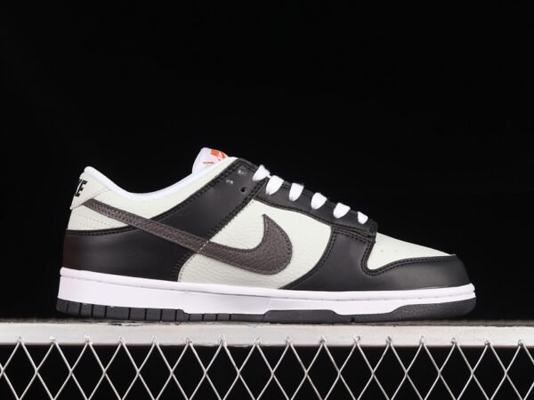 DUNK LOW MINI SWOOSH BLACK_WHITE_TOTAL ORANGE