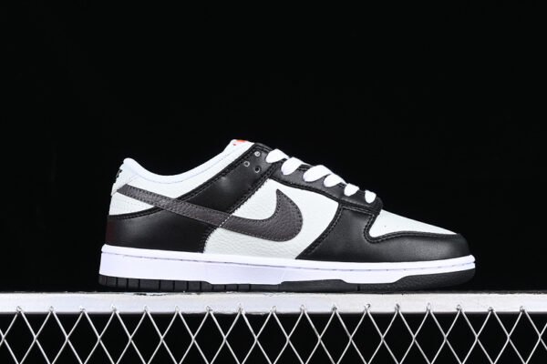 DUNK LOW MINI SWOOSH BLACK_WHITE_TOTAL ORANGE