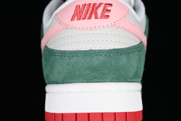 DUNK LOW ALL PETALS UNITED LIGHT BONE_SAIL_FIR GREEN_SAKURA PINK