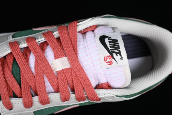 DUNK LOW ALL PETALS UNITED LIGHT BONE_SAIL_FIR GREEN_SAKURA PINK