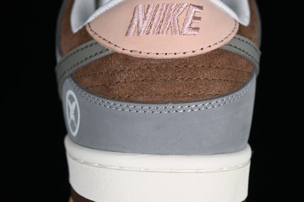 YUTO HORIGOME X DUNK LOW SB GREY_WHITE_GREEN_RED