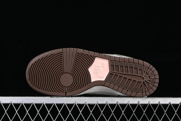 YUTO HORIGOME X DUNK LOW SB WHITE_GREEN_BLUE_BROWN
