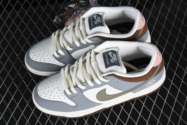 YUTO HORIGOME X DUNK LOW SB WHITE_GREEN_BLUE_BROWN