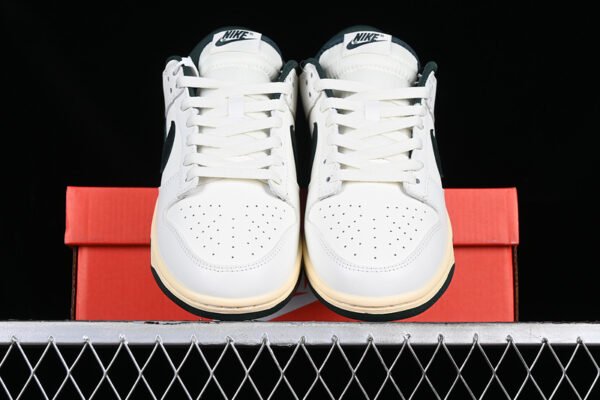 DUNK LOW ATHLETIC DEPARTMENT DEEP JUNGLE SAIL_DEEP JUNGLE_COCONUT MILK_WHITE