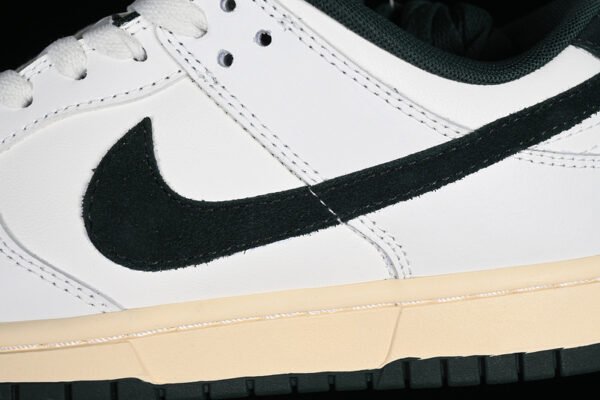 DUNK LOW ATHLETIC DEPARTMENT DEEP JUNGLE SAIL_DEEP JUNGLE_COCONUT MILK_WHITE