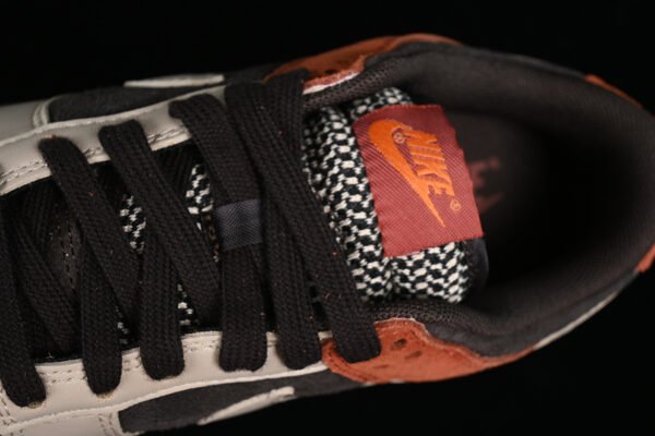 DUNK LOW RED PANDA VELVET BROWN_SANDDRIFT_RUGGED ORANGE