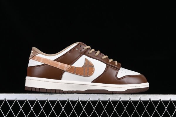 DUNK LOW GS SAIL_MULTI-COLOR_CACAO WOW_METALLIC GOLD_KHAKI
