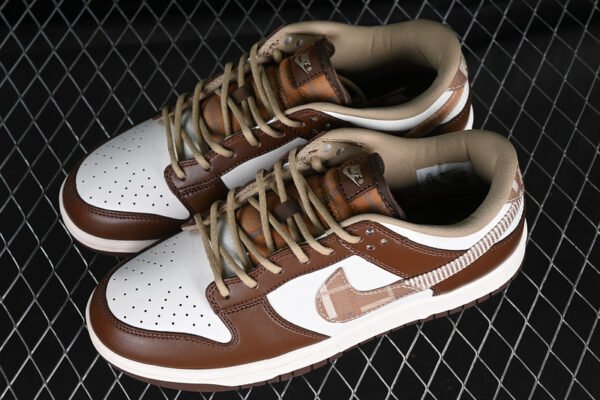DUNK LOW GS SAIL_MULTI-COLOR_CACAO WOW_METALLIC GOLD_KHAKI