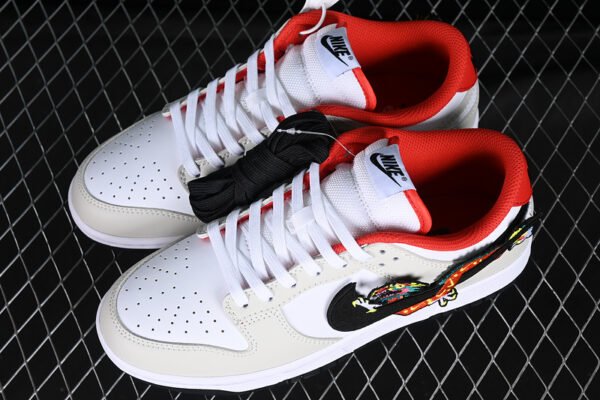 DUNK LOW GS YEAR OF THE DRAGON WHITE_WHITE_UNIVERSITY RED_BLACK