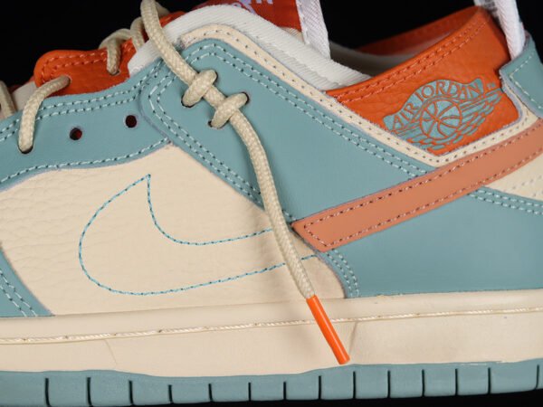 DUNK LOW SB GREY_BLUE_ORANGE