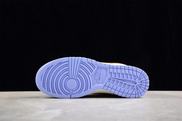 DUNK LOW NEXT NATURE BLUE TINT_COBALT BLISS_SUMMIT WHITE_VOLT_BLACK