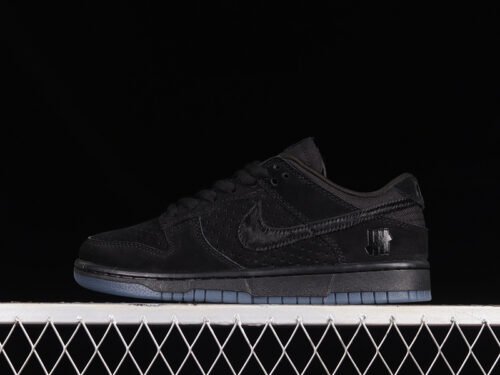 UNDEFEATED SB DUNK LOW BLACK_BLACK_BLACK