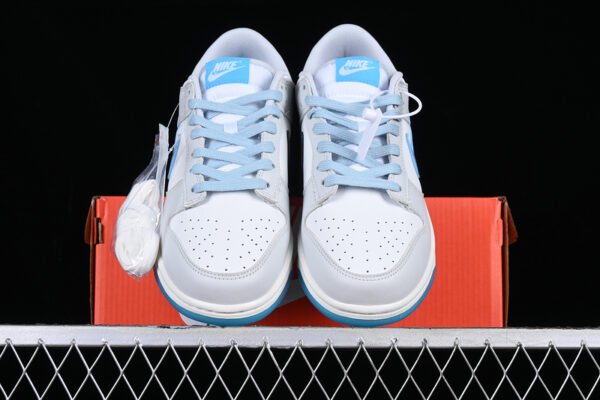DUNK LOW SB 520 OCEAN BLISS_SUMMIT WHITE_OCEAN BLISS