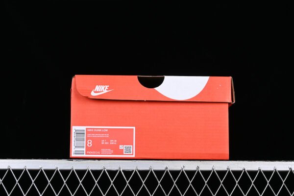 DUNK LOW SB 520 OCEAN BLISS_SUMMIT WHITE_OCEAN BLISS