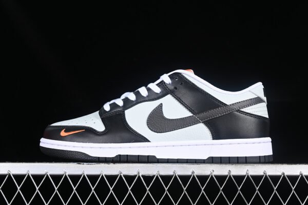 DUNK LOW MINI SWOOSH BLACK_WHITE_TOTAL ORANGE