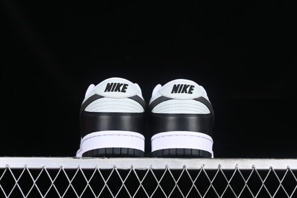 DUNK LOW MINI SWOOSH BLACK_WHITE_TOTAL ORANGE