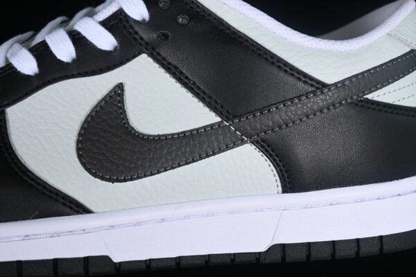 DUNK LOW MINI SWOOSH BLACK_WHITE_TOTAL ORANGE