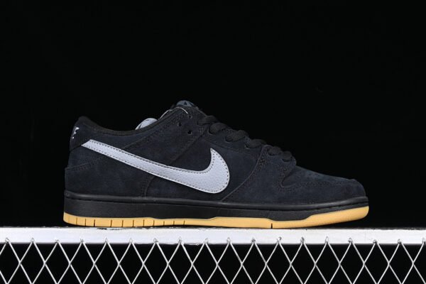DUNK LOW PRO SB FOG BLACK_BLACK_BLACK_COOL GREY_GUM