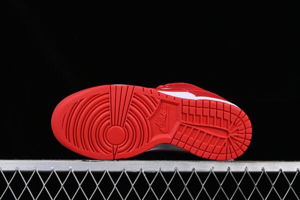 DUNK LOW RETRO SP ST JOHN S WHITE_UNIVERSITY RED