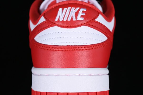 DUNK LOW RETRO SP ST JOHN S WHITE_UNIVERSITY RED
