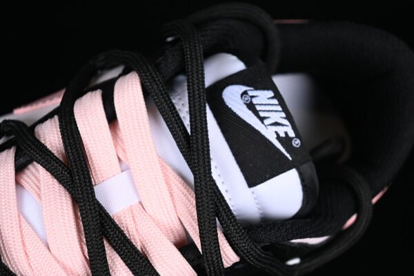 DUNK LOW BLACK_WHITE_PINK