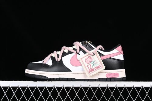 DUNK LOW SB BLACK_WHITE_PINK