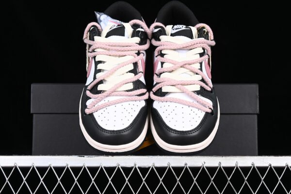 DUNK LOW SB BLACK_WHITE_PINK