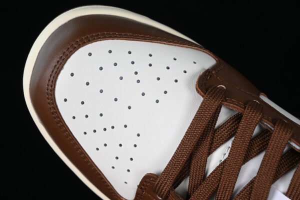 DUNK LOW CACAO WOW WHITE_BROWN