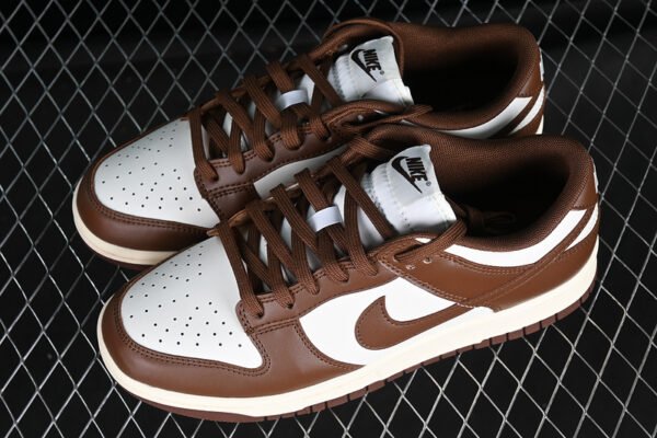 DUNK LOW CACAO WOW WHITE_BROWN