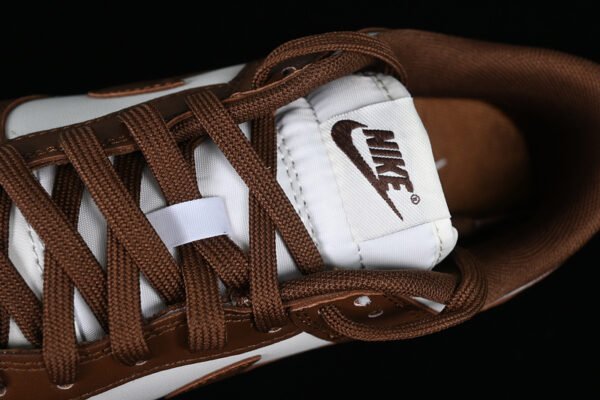 DUNK LOW CACAO WOW WHITE_BROWN