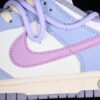 DUNK LOW RISK WHITE_BLUE_PURPLE