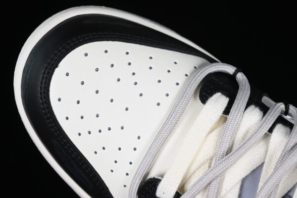 DUNK LOW MIAMI HURRICANES WHITE_BLACK_GREY