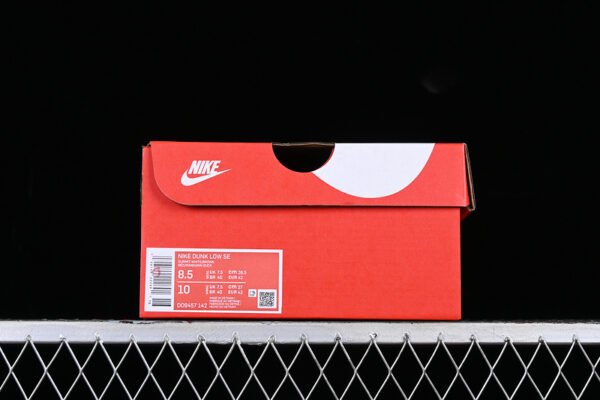 DUNK LOW SB 85 WHITE_RED_GREY_BROWN