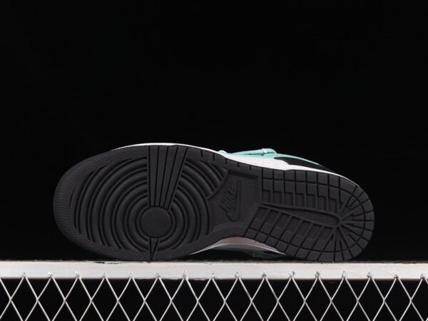 DUNK LOW LUNAR NEW YEAR SB WHITE_BLACK_GREEN