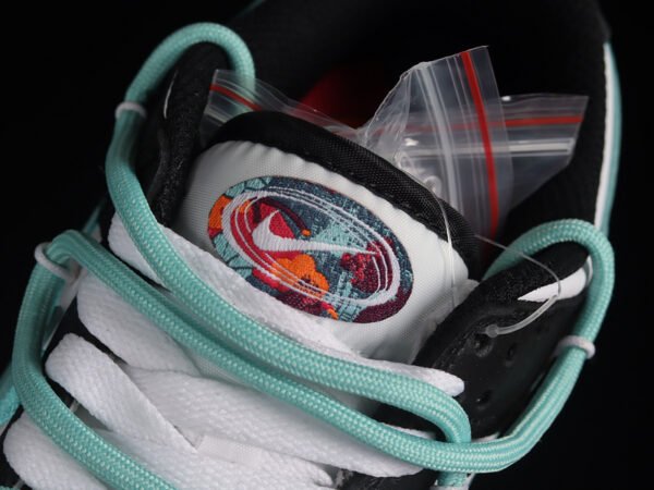 DUNK LOW LUNAR NEW YEAR SB WHITE_BLACK_GREEN