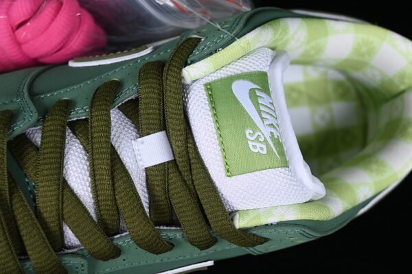 CONCEPTS DUNK LOW PRO SB GREEN LOBSTER SPECIAL BOX GREEN STONE_LEGION GREEN-FIR