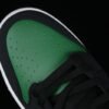 DUNK LOW PRO SB BLACK_PINE GREEN-WHITE