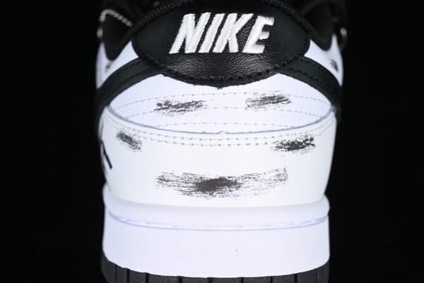 DUNK LOW RETRO BLACK_WHITE