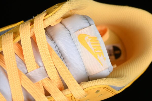 DUNK LOW CITRON PULSE LIGHT BONE_CITRON PULSE_SAIL